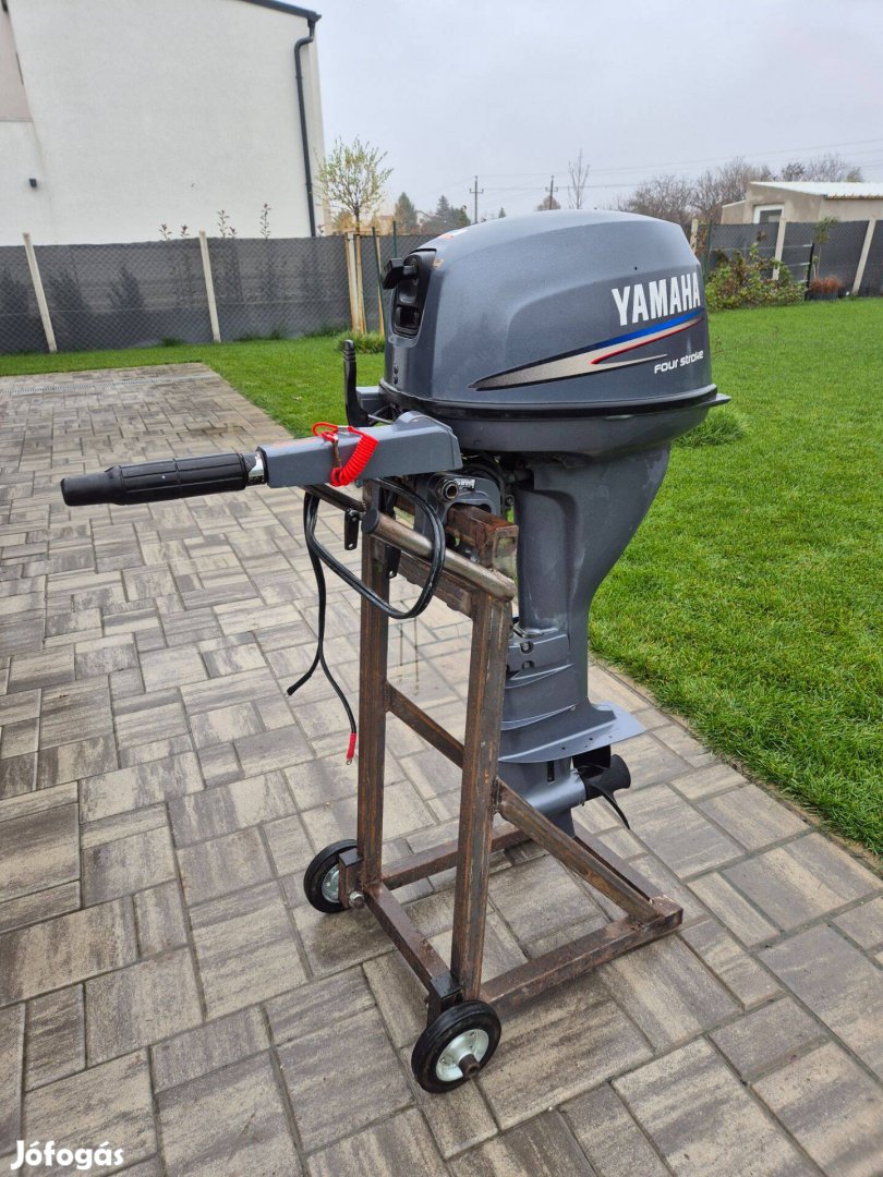 Yamaha F15 csónakmotor