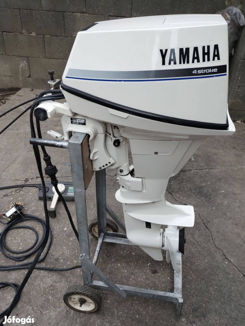 Yamaha F9.9AE csónakmotor