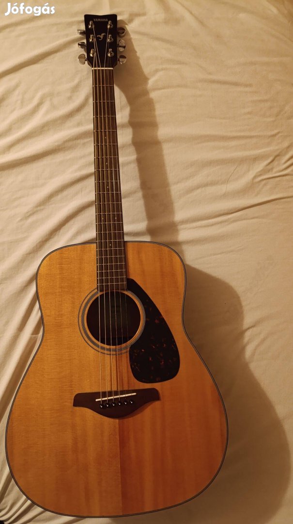 Yamaha FG800 akusztikus gitár