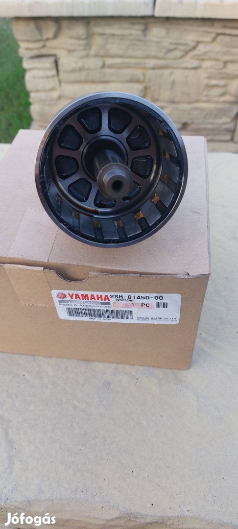 Yamaha FZ1 generátor forgórész