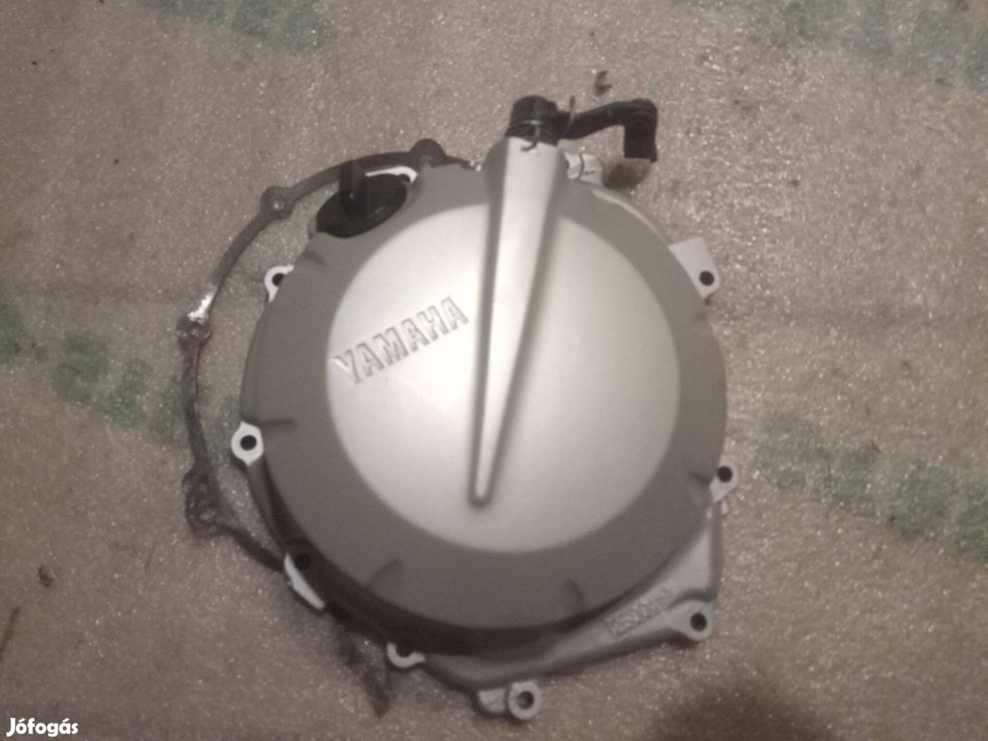Yamaha FZ6 04'től bontott kuplung fedél