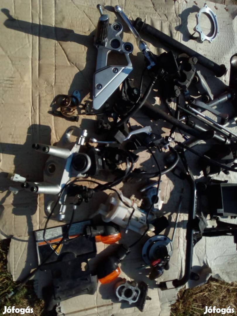 Yamaha FZ6 FZ 6 alkatrész, motorblokk