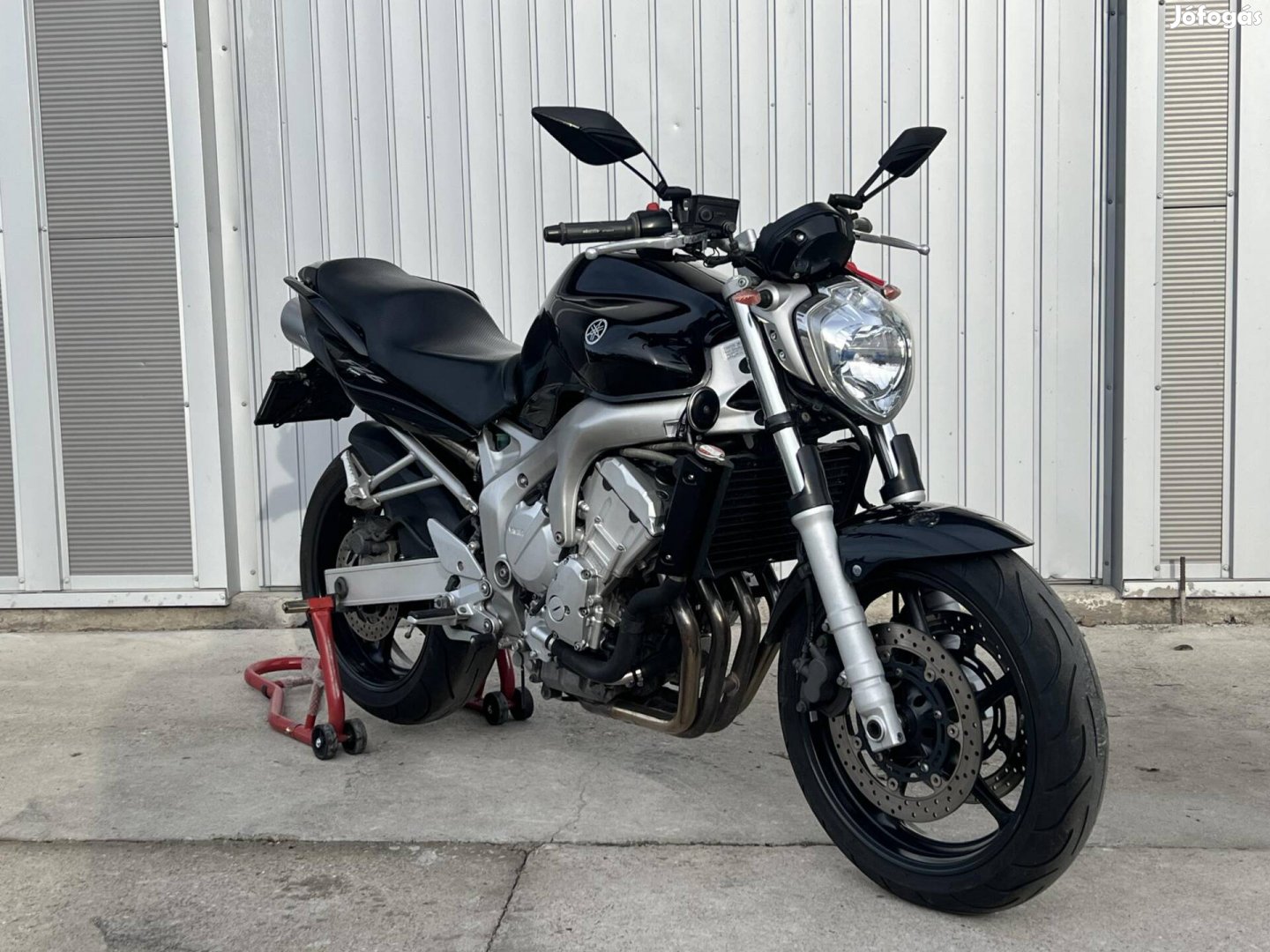 Yamaha FZ6-N ..