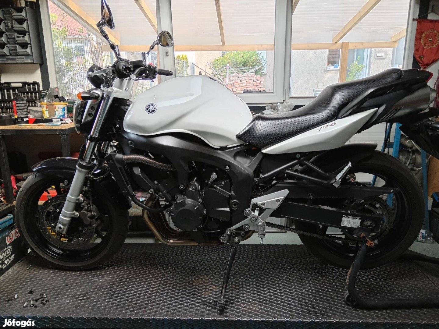 Yamaha FZ6-N ..