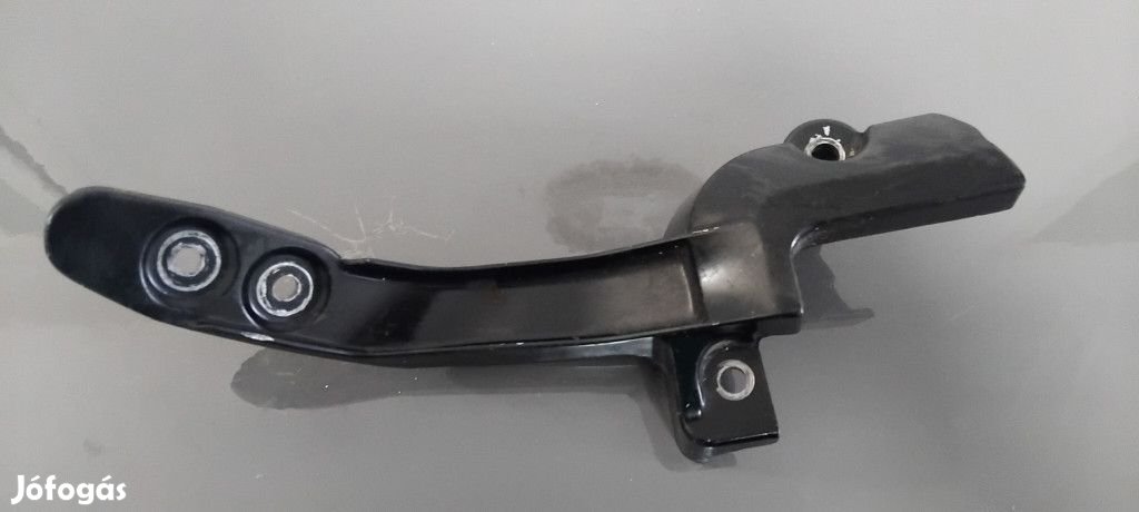 Yamaha Fzs 600 Fazer Jobb oldali tartó