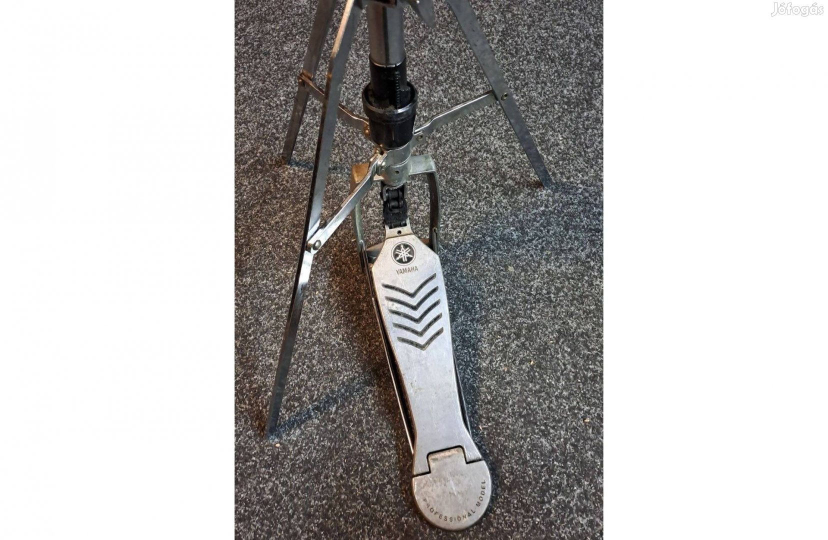 Yamaha HS740 Professional Model lábcin állvány