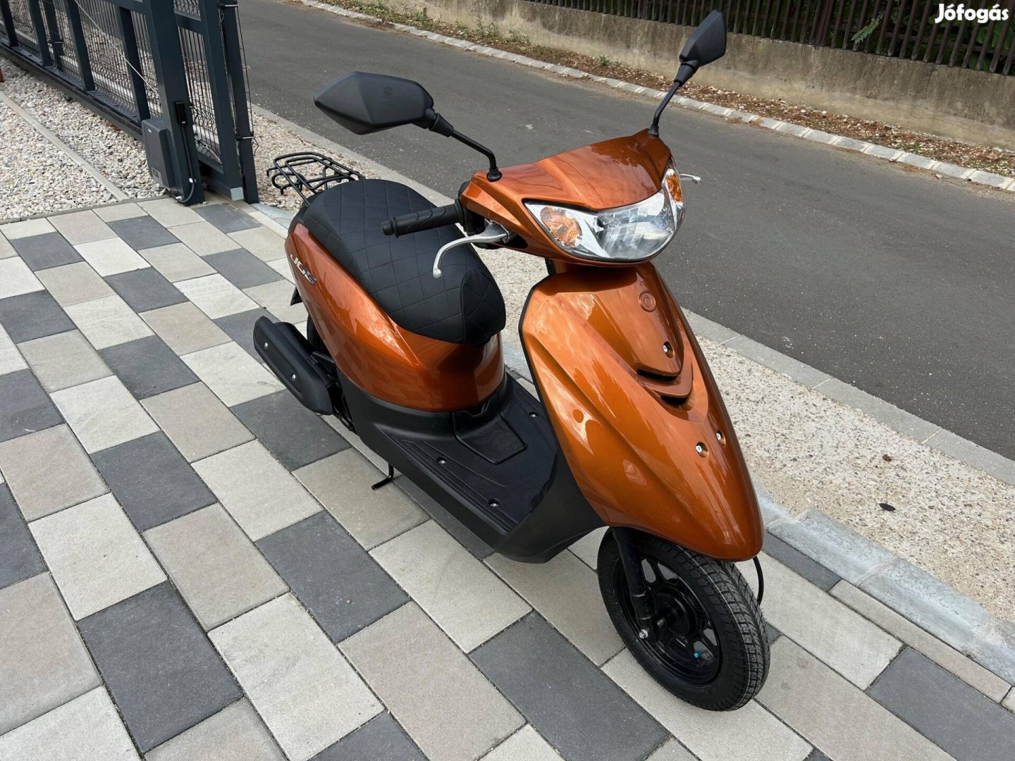 Yamaha JOG 50 4T---gyönyörű állapot---Mint Az Új!!