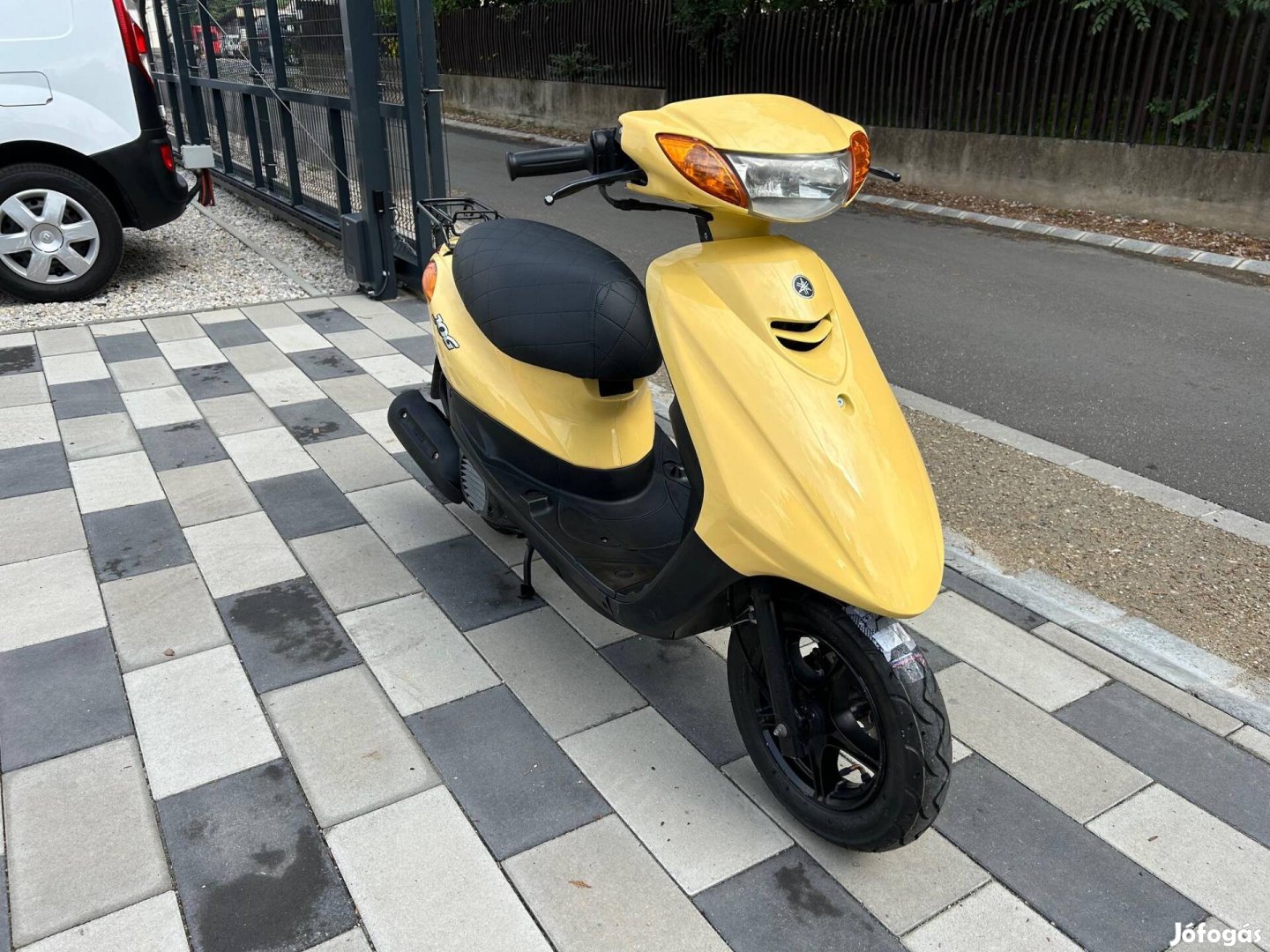 Yamaha JOG-Z 50 4 ütemű gyönyörű állapot 1.5lit...