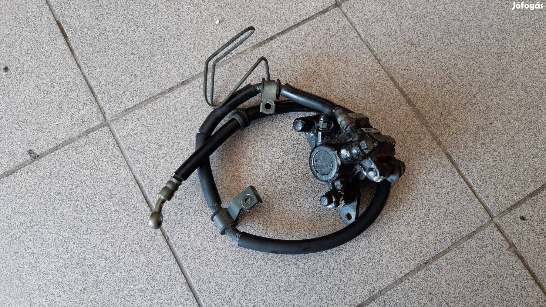 Yamaha Jog sa16j első fék