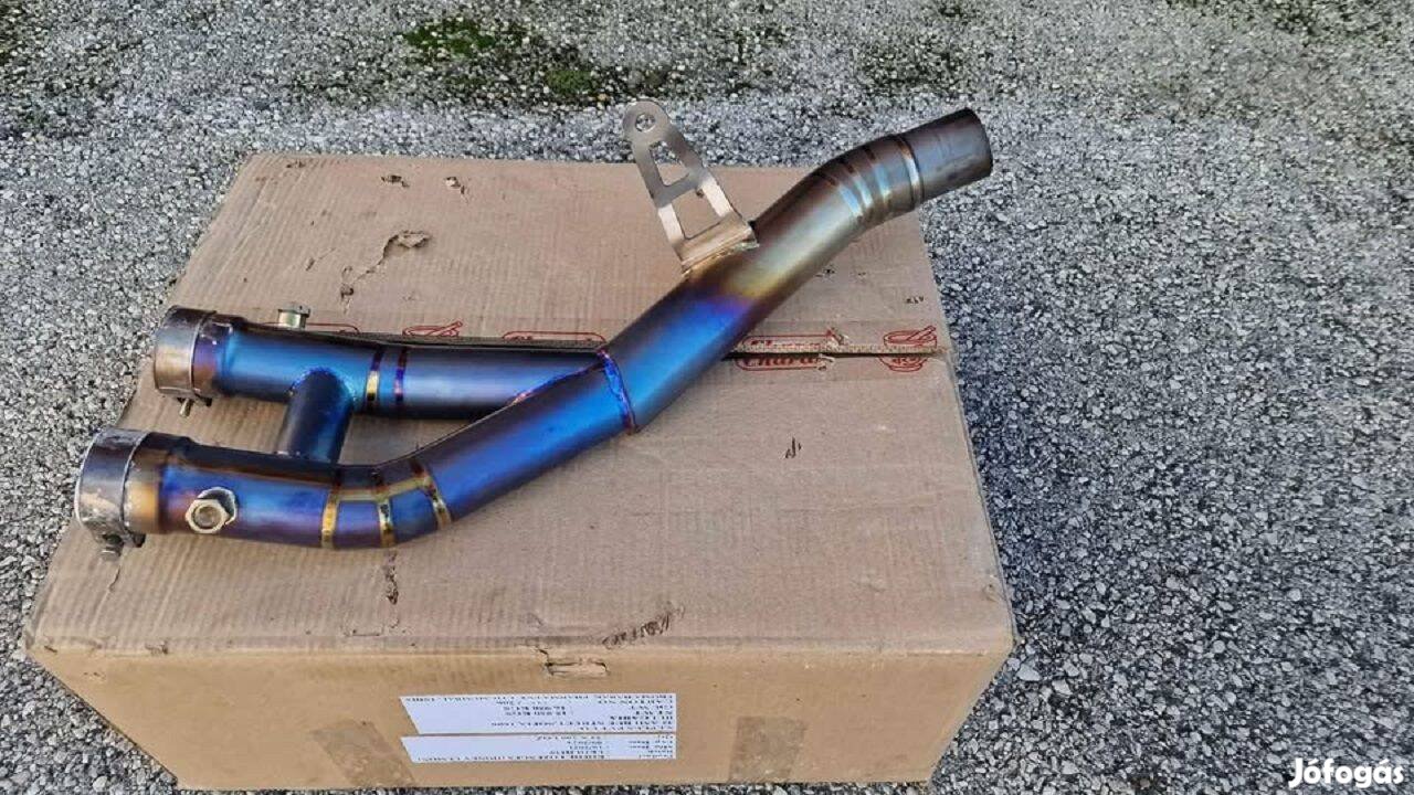Yamaha MT10, R1 Titán anyagból készült katalizátort kiváltó cső