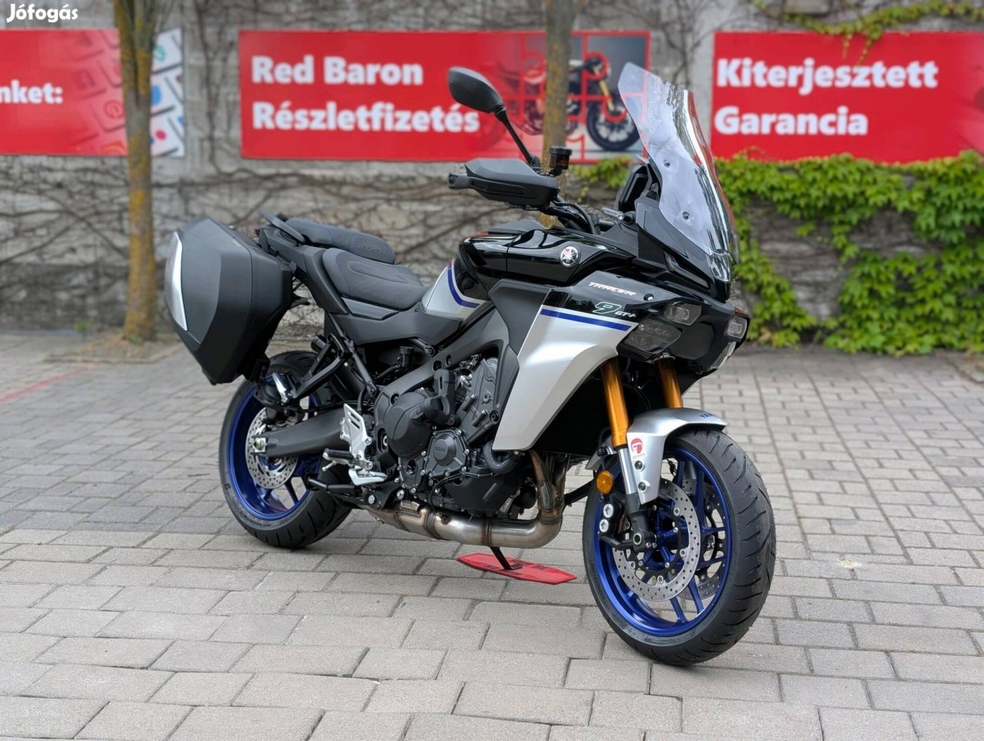 Yamaha MT-09 Tracer GT+