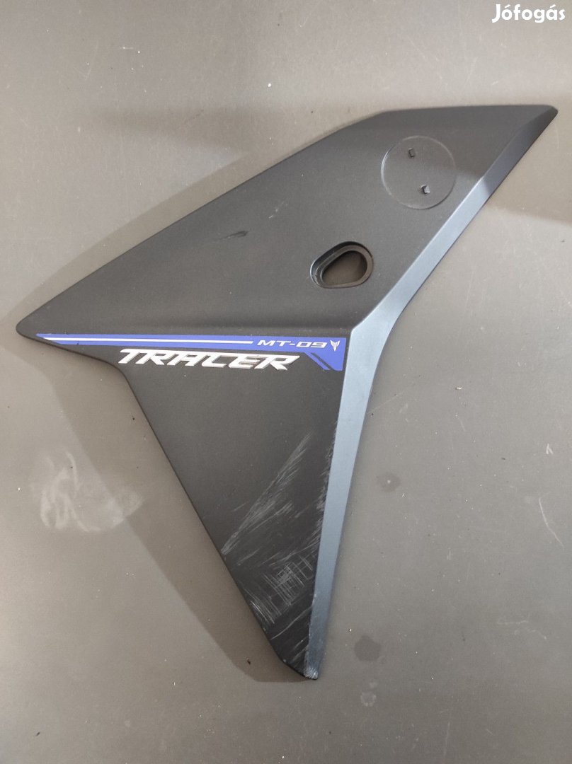 Yamaha Mt09 Tracer jobb első idom