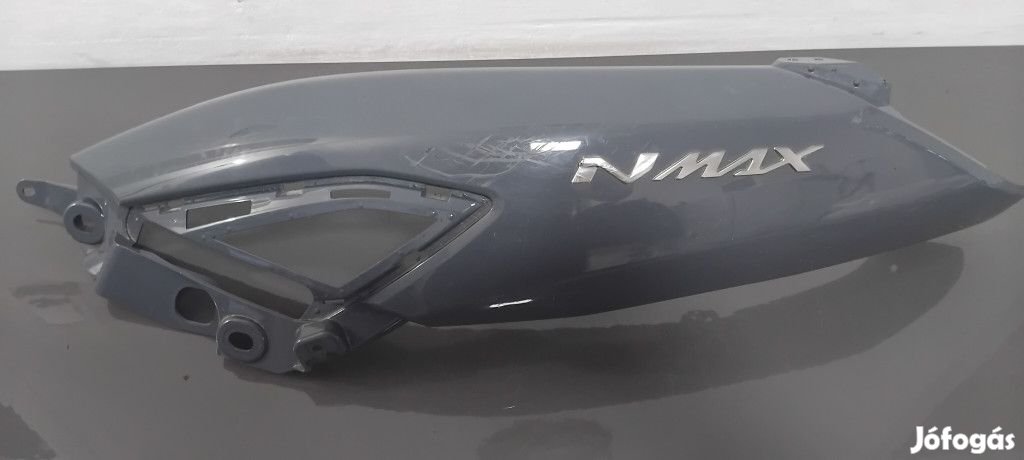 Yamaha N-max Bal hátsó burkolat