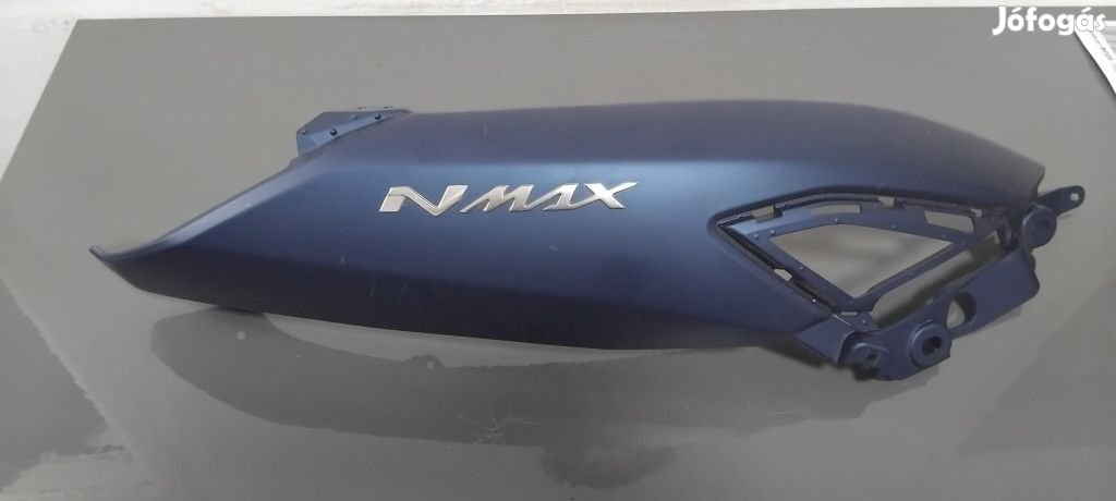Yamaha N-max Jobb hátsó burkolat