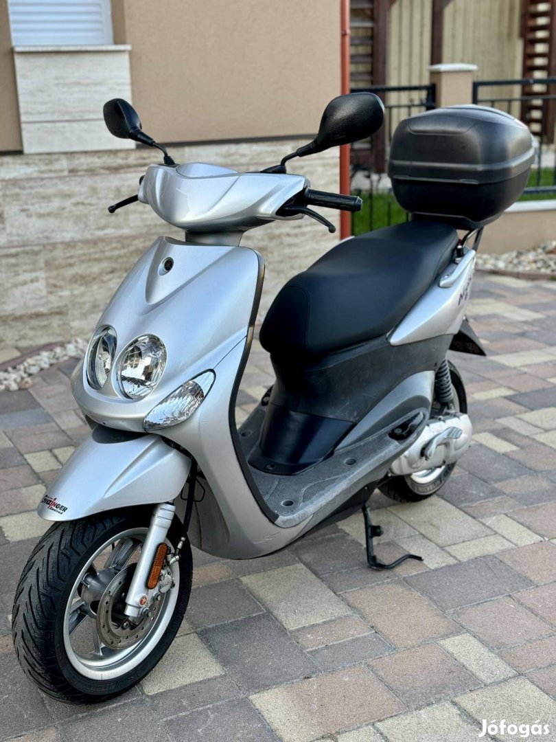 Yamaha Neos 2T Digit