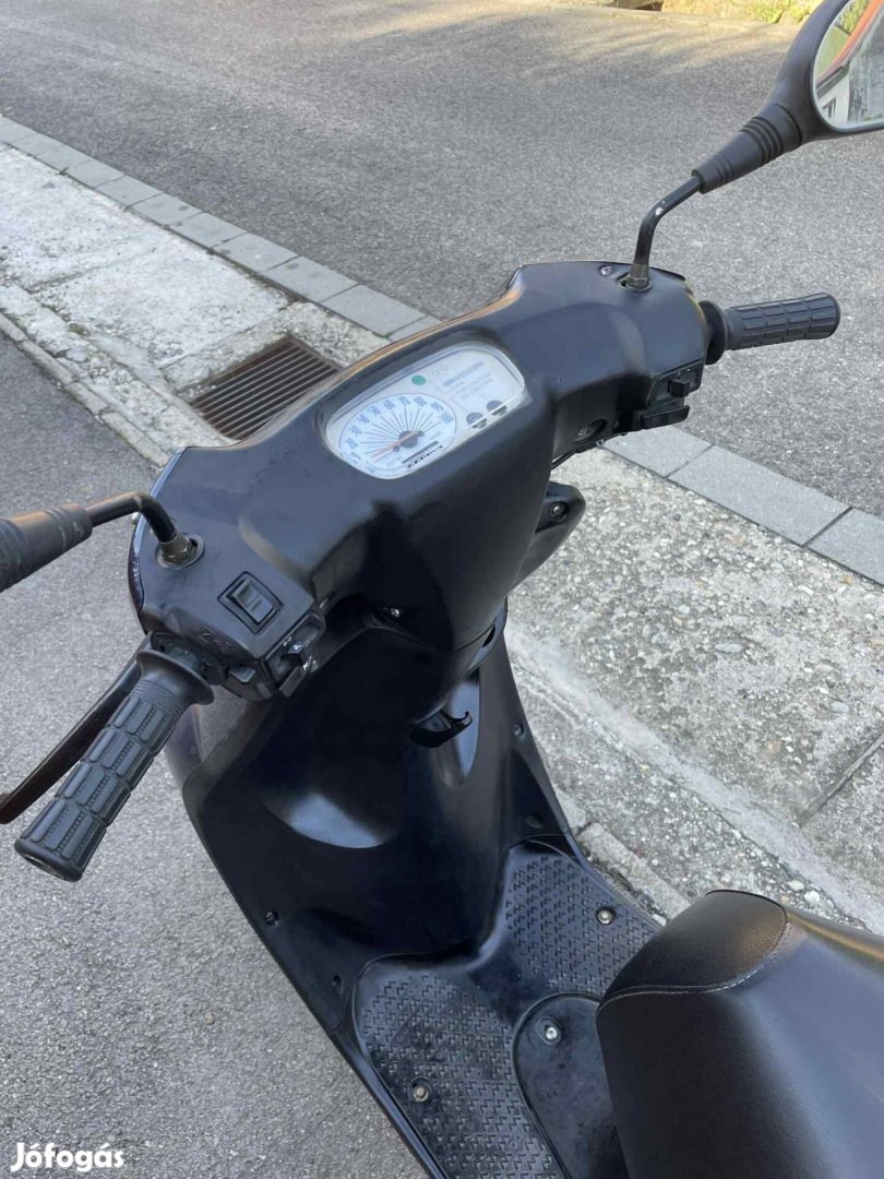 Yamaha Neos 2t robogó eladó 