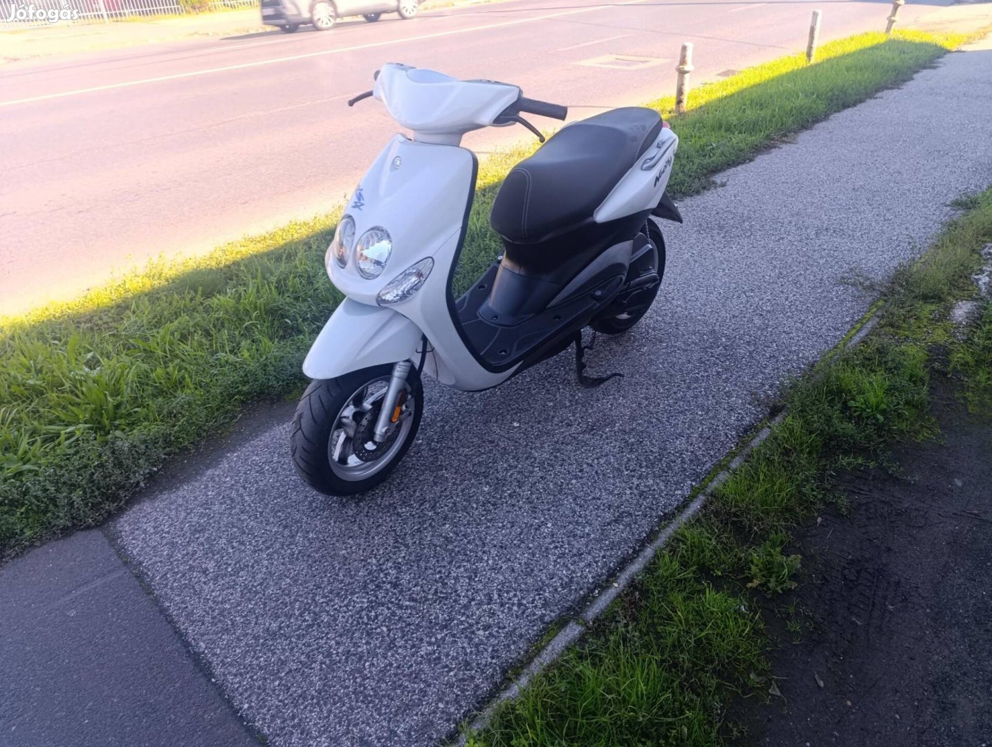 Yamaha Neos 4t injection