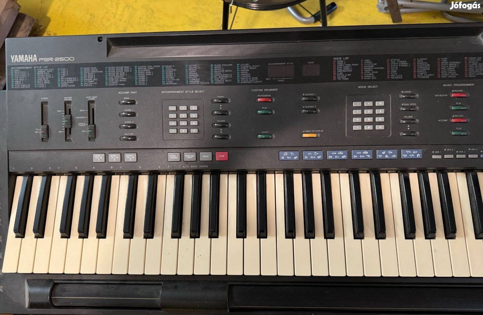 Yamaha PSR 2500 szintetizátor