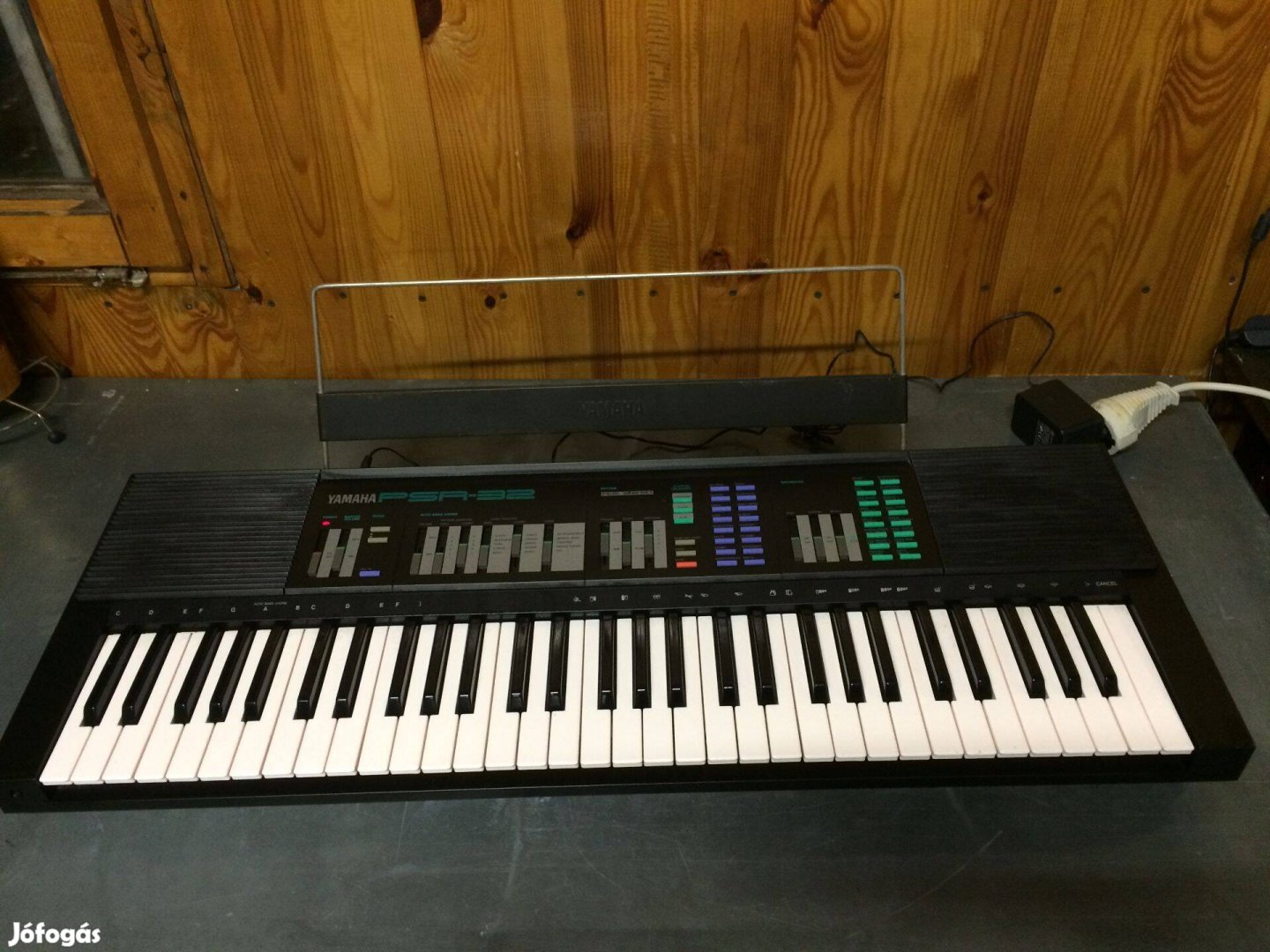 Yamaha PSR 32 Elektromos Szintetizátor 61 billentyűs