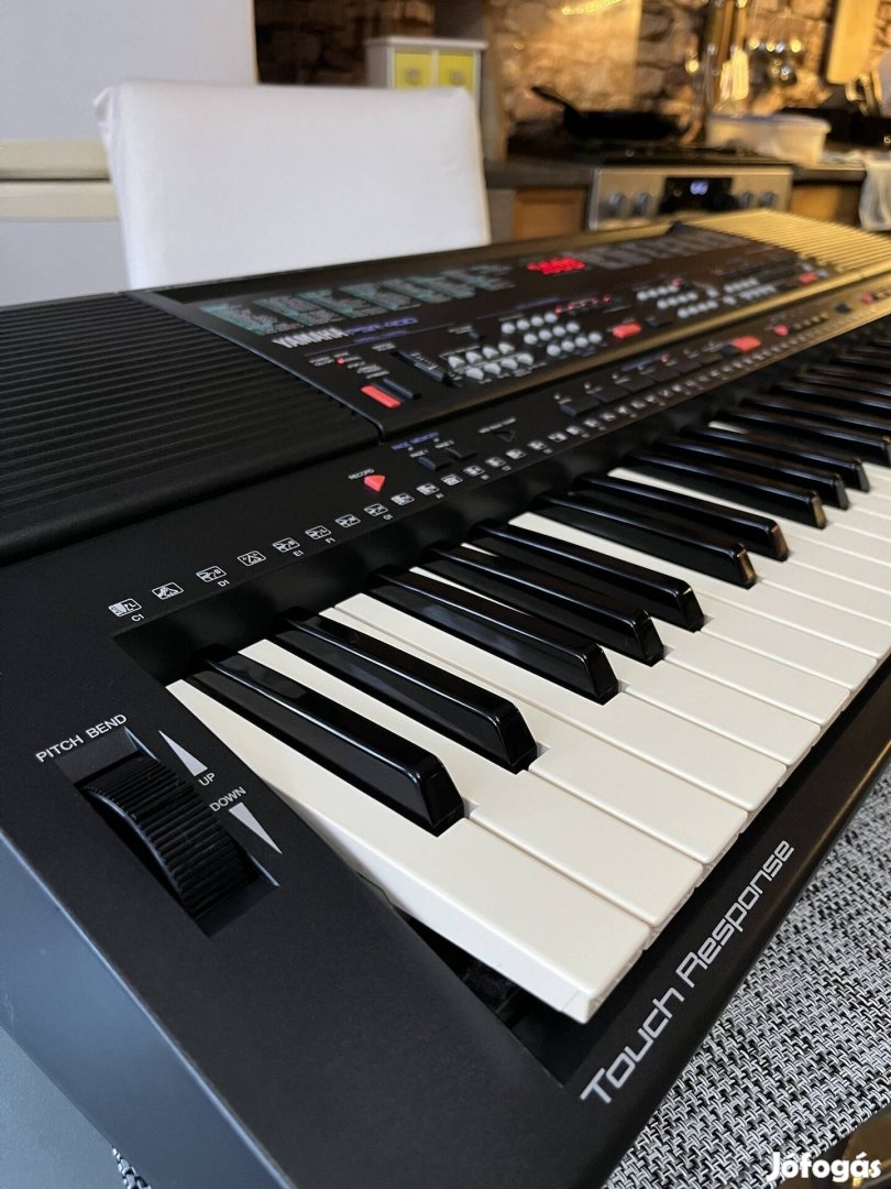 Yamaha PSR 400 szintetizátor 