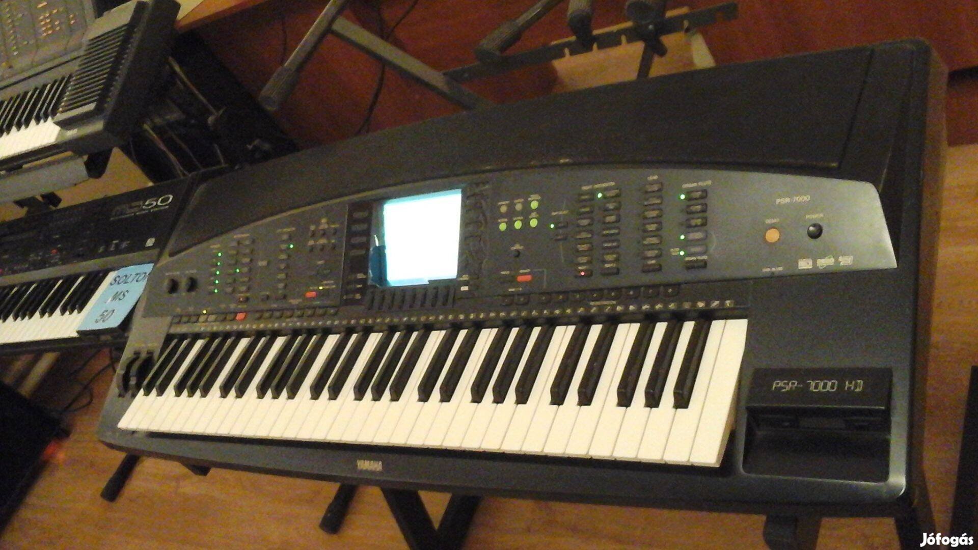 Yamaha PSR 7000