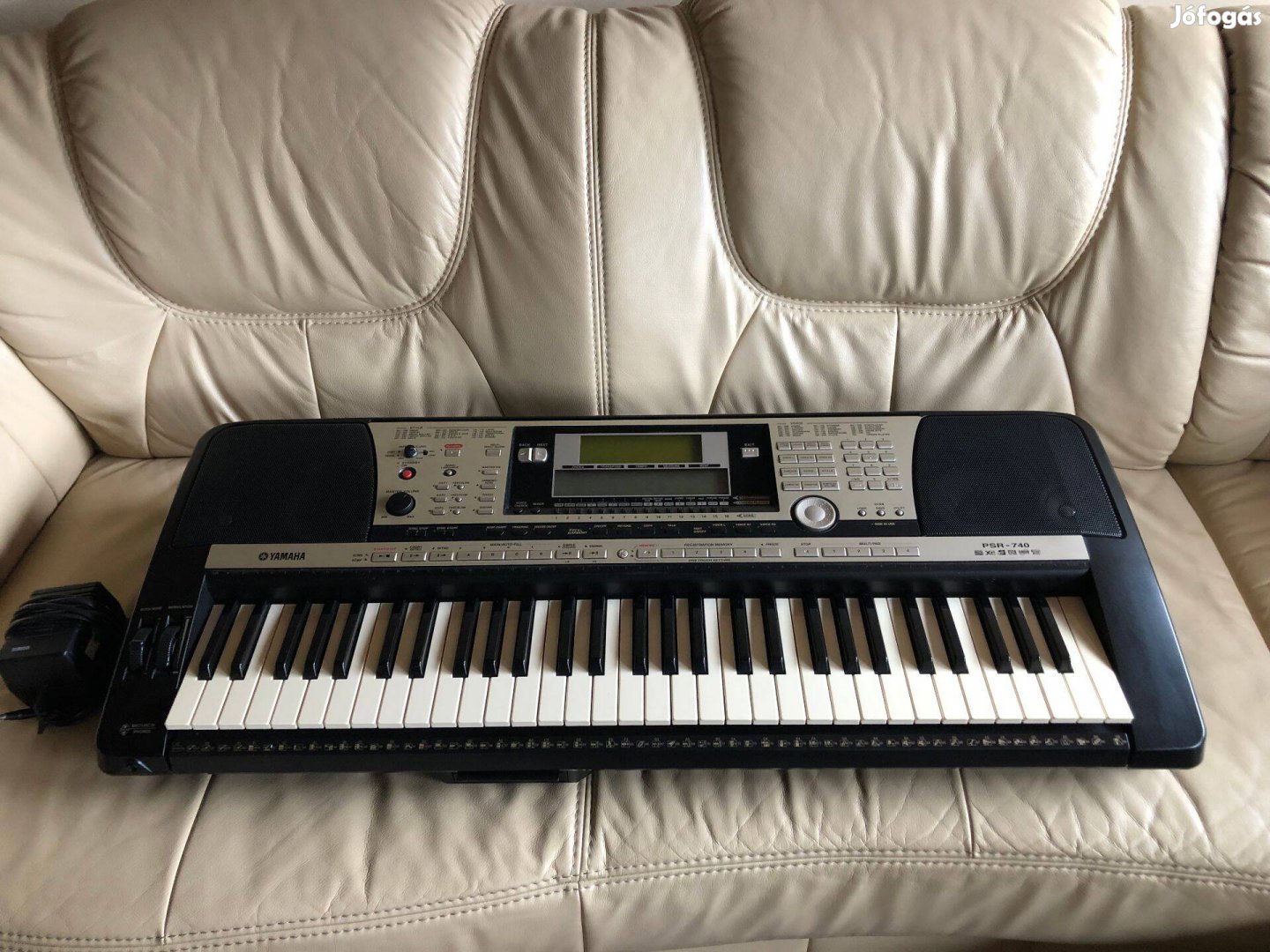 Yamaha PSR-740 szintetizátor kitűnő állapotban eladó