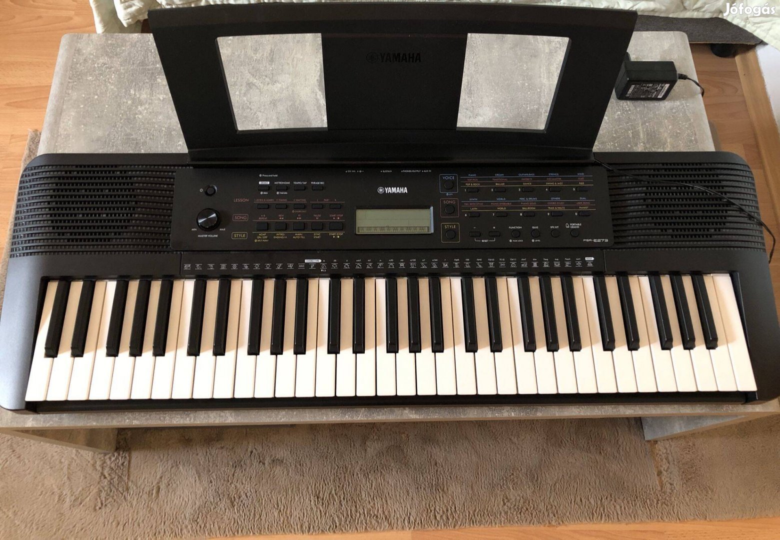 Yamaha PSR-E273 szintetizátor keyboard