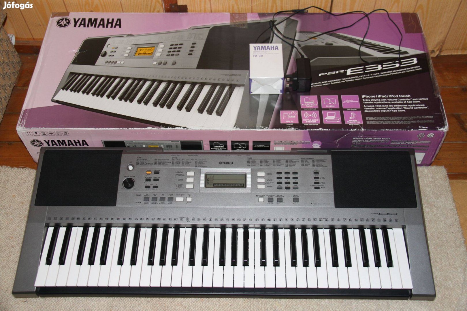 Yamaha PSR-E353 kísérő-automatikás szintetizátor állvánnyal