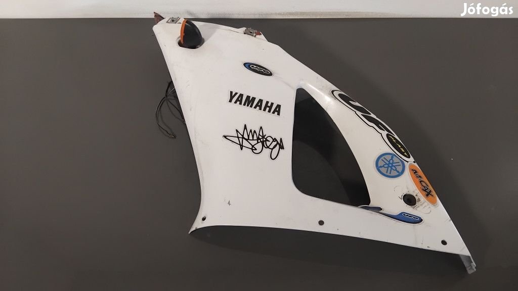Yamaha R1 (1998) - Oldalidom - Sérült