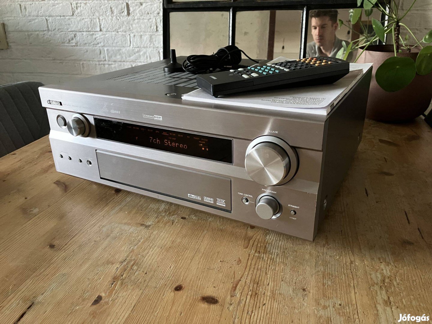 Yamaha RX-V2400RDS high-end házimozi erősítő, 180 Watt/csat