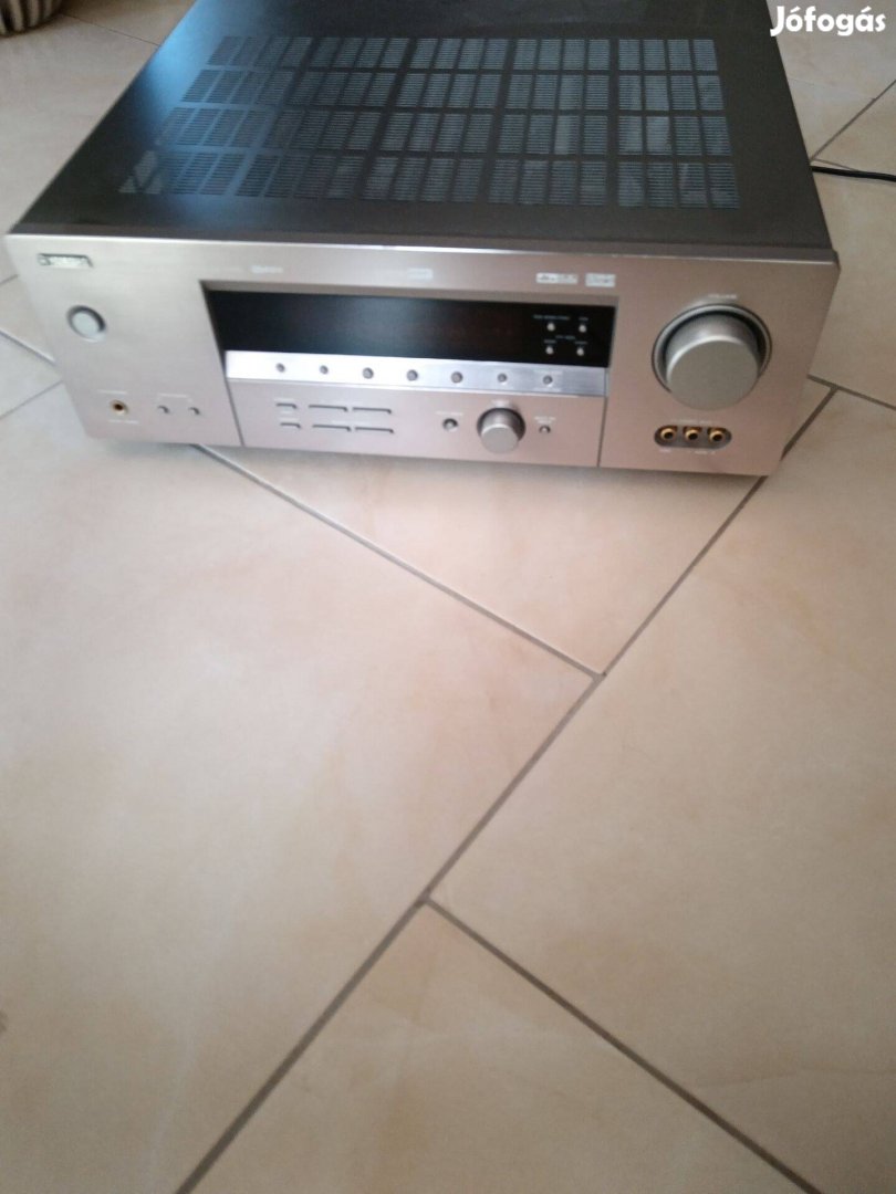 Yamaha RX-V450 Audio-Video Receiver pezsgőszínű