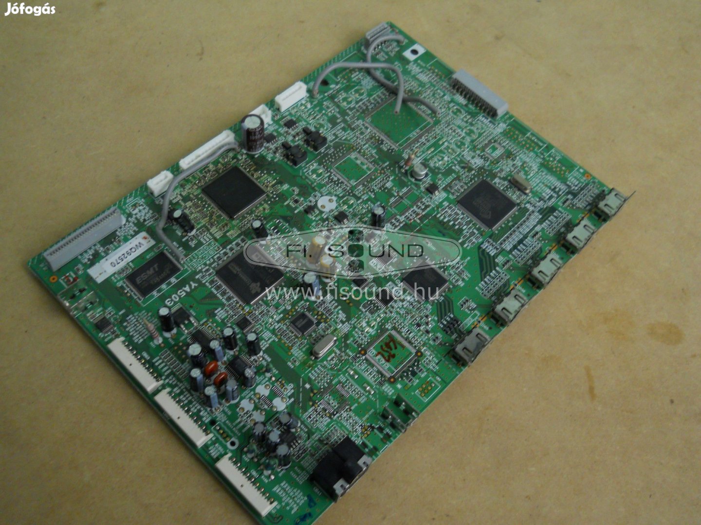 Yamaha RX-V465 HDMi panel