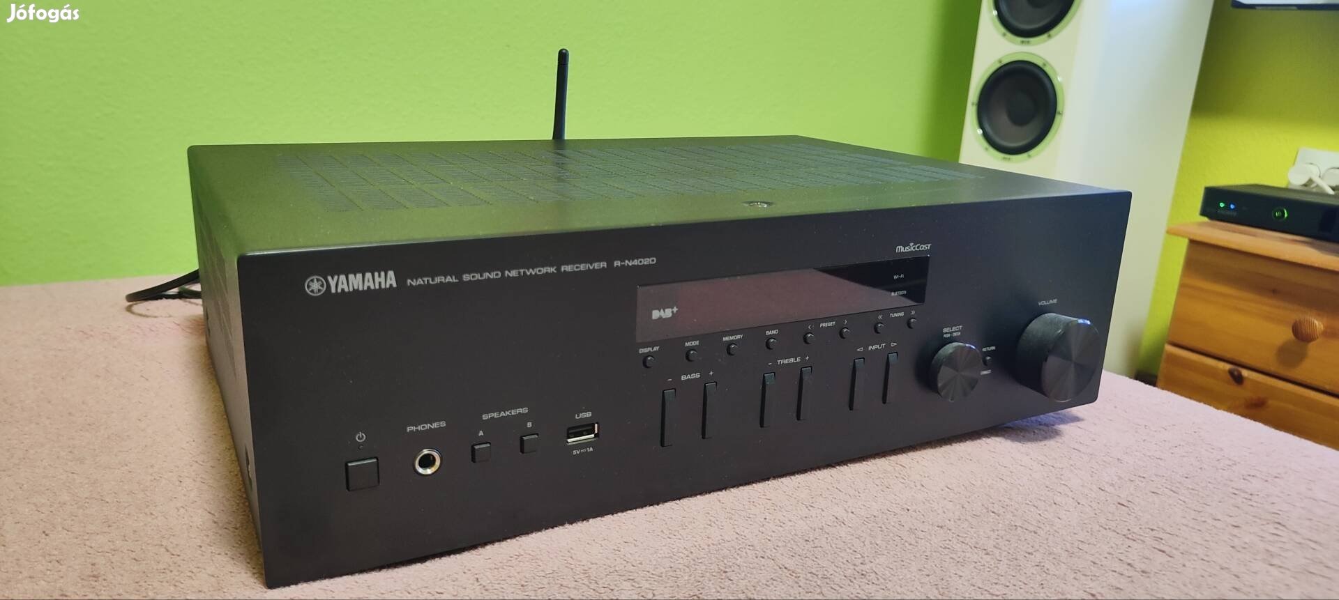 Yamaha R-N402D sztereó hálózati erősítő 