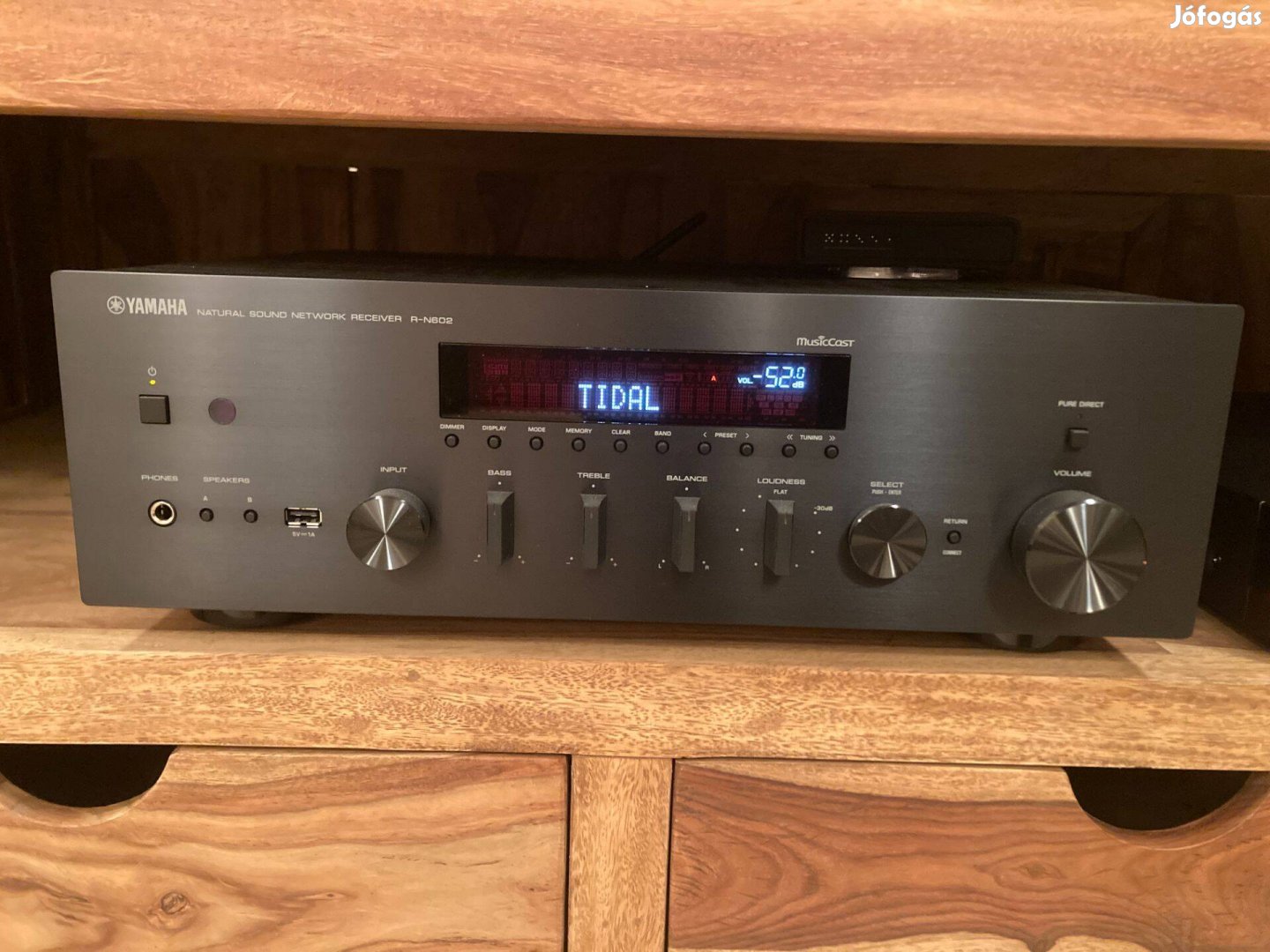 Yamaha R-N602 sztereó erősítő, streamer, hálózati lejátszó