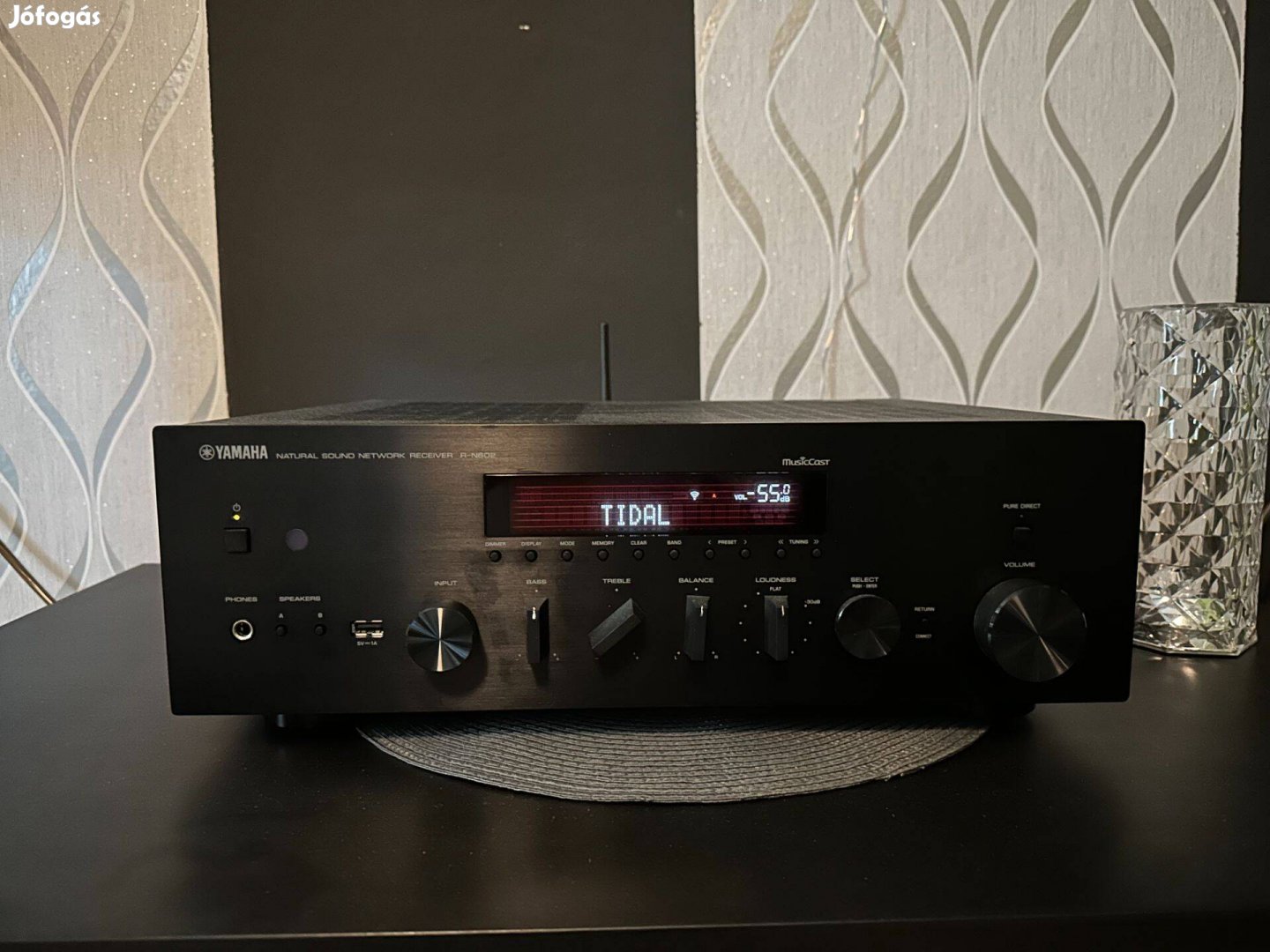 Yamaha R-N602 sztereó hálózati erősítő Musiccast