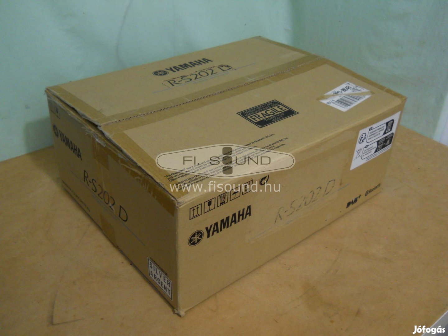 Yamaha R-S202D ,(3.)200W,8-16ohm,4 hangfalas sztereo erősítő