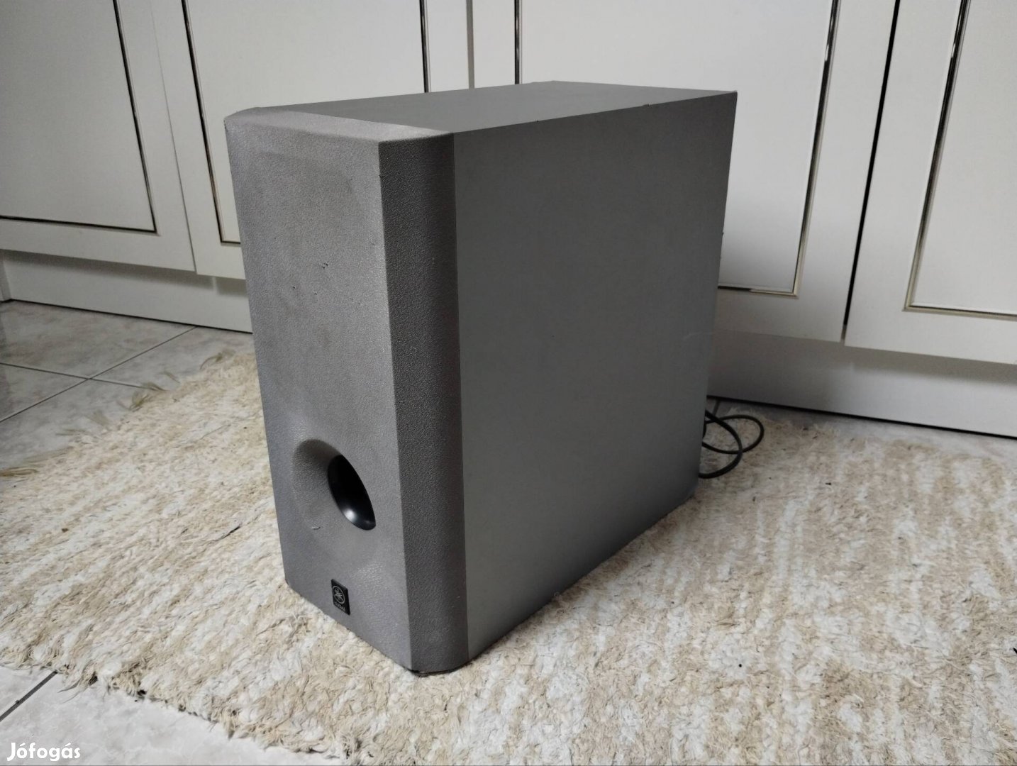 Yamaha SW-P201 aktív subwoofer 