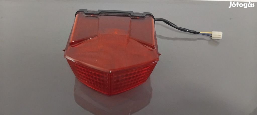 Yamaha TDM 900 Hátsó lámpa