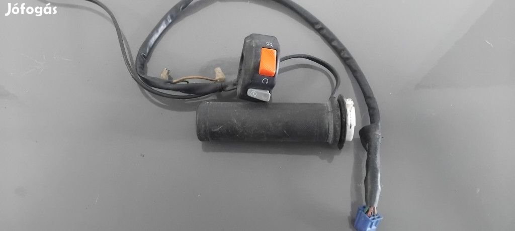 Yamaha TDM 900 Jobb oldali markolat, kapcsoló