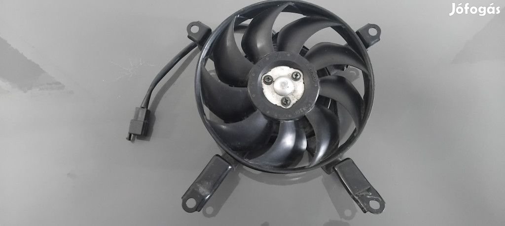 Yamaha TDM 900 Ventilátor