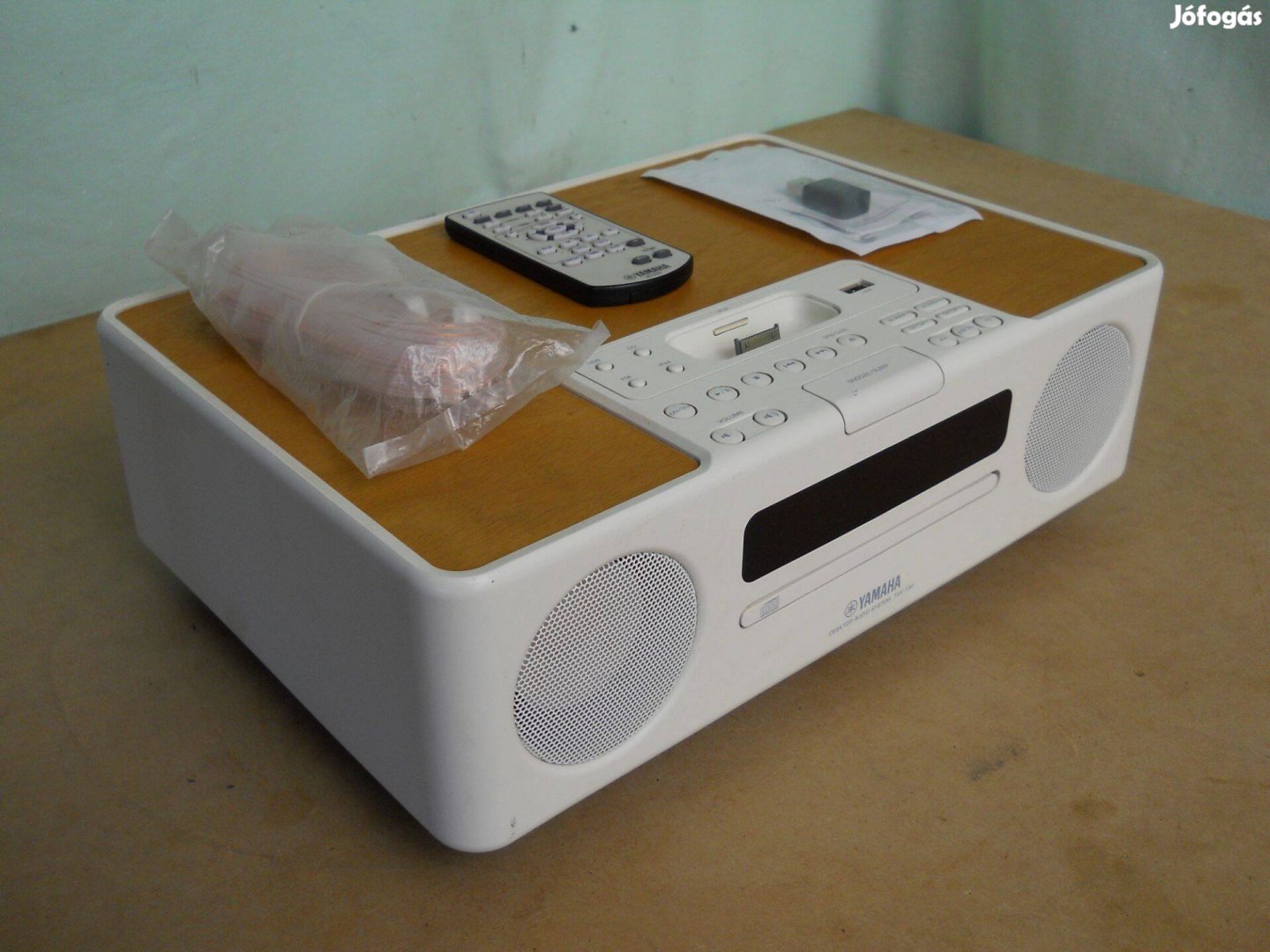 Yamaha TSX-130 ,CD-s,rádiós,BT-os média center gyári távirányítóval