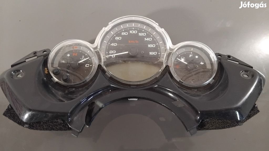 Yamaha T-max 500 '08-11 - Kilóméteróra - Sérült