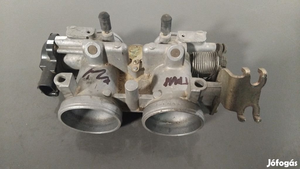 Yamaha T-max 500 - Fojtószelep ház