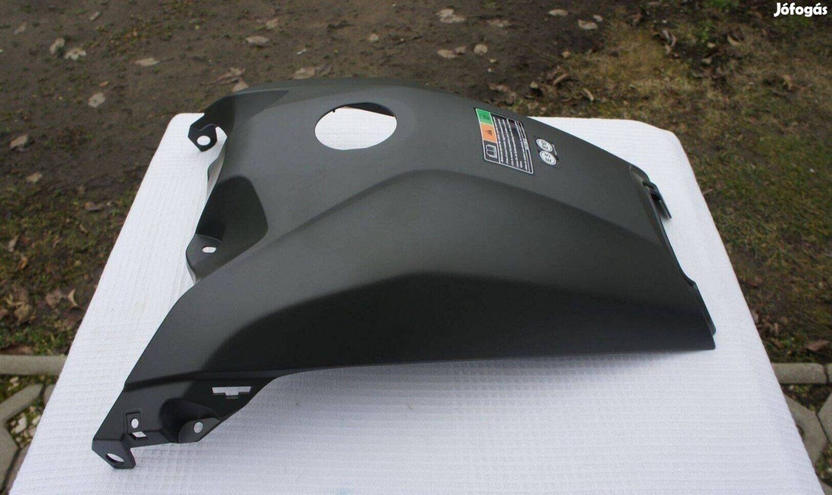 Yamaha Tenere 700 tank takaró idom új karcmentes