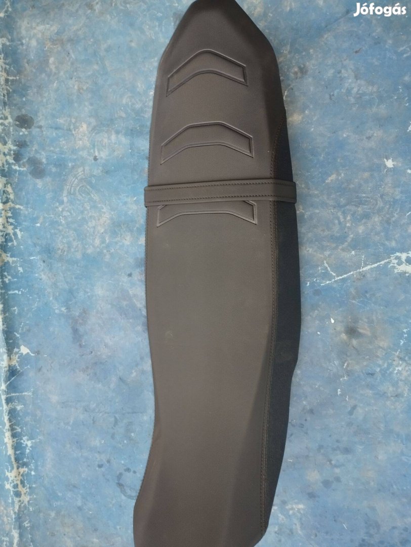 Yamaha Tenere 700 ülés