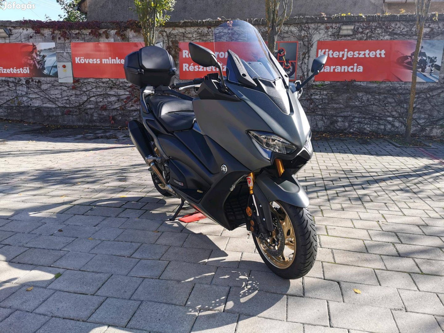 Yamaha Tmax Írásos RED Baron Garanciával!