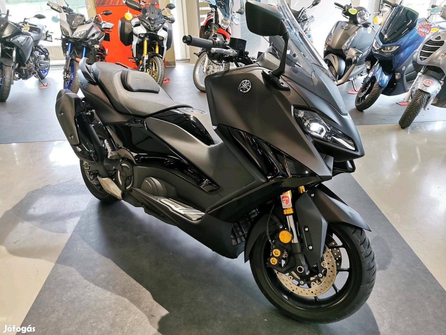 Yamaha Tmax Írásos RED Baron Garanciával!