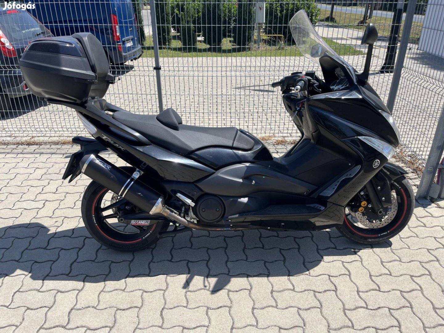 Yamaha Tmax ...