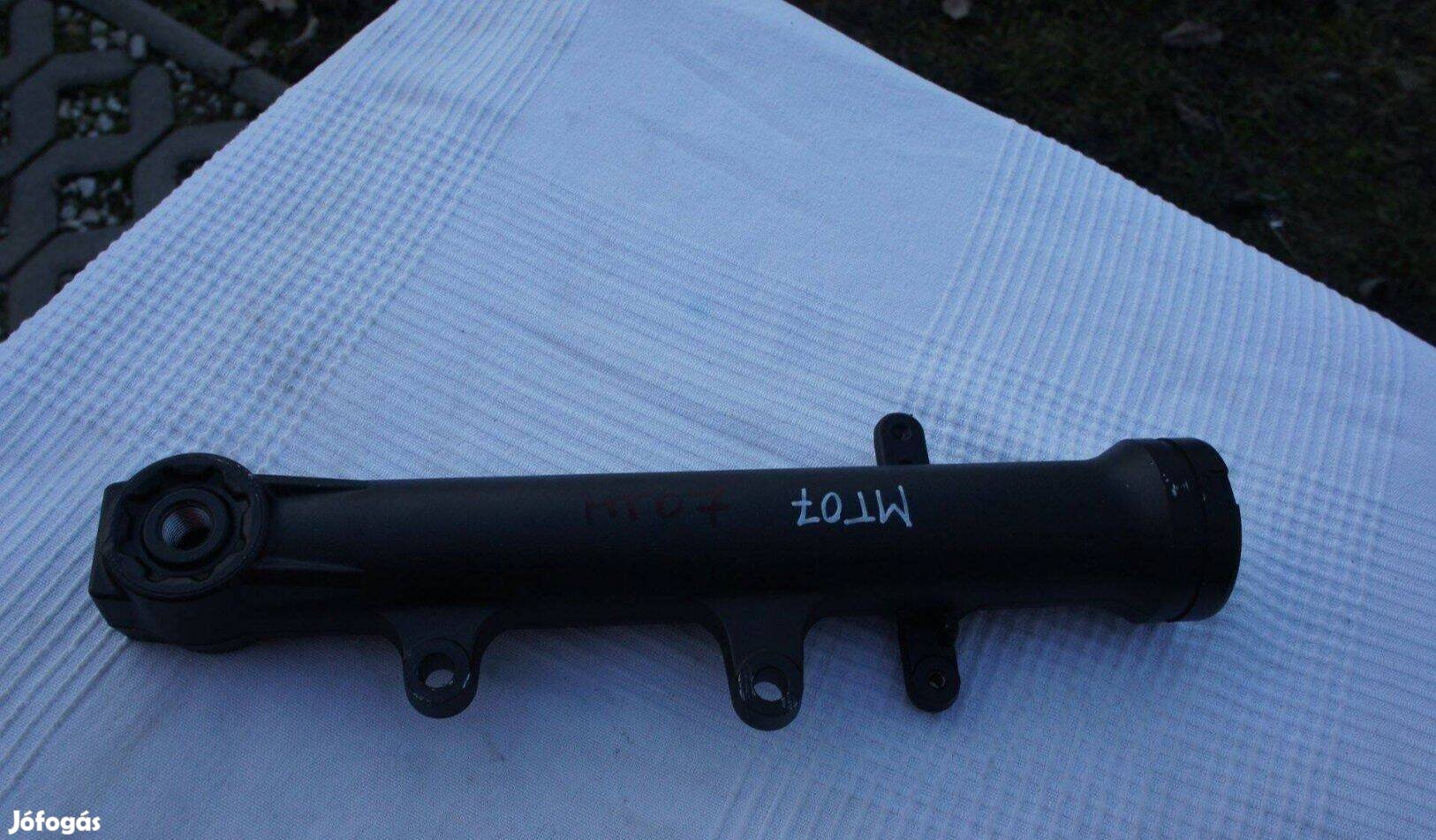 Yamaha Tracer 700 MT 07 MT09 első teleszkóp csizma