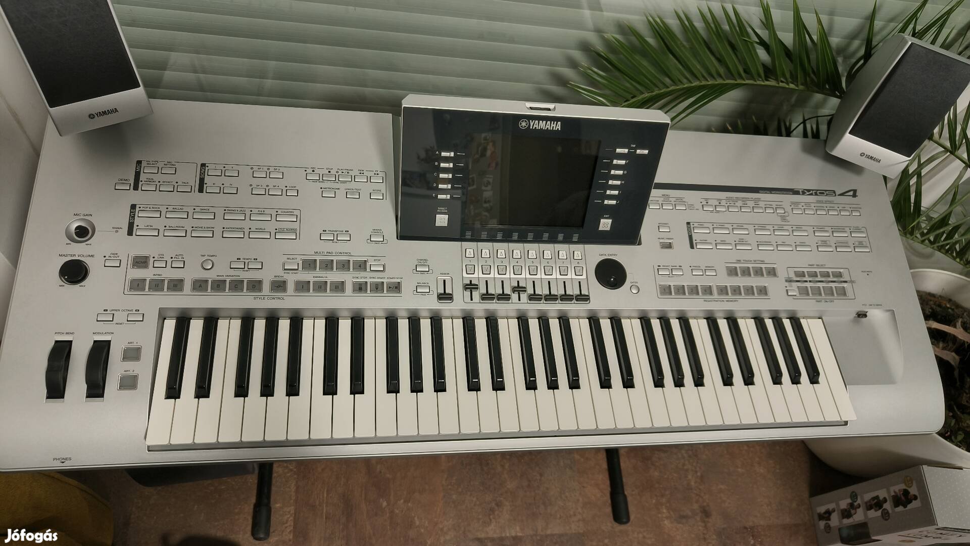 Yamaha Tyros 4 